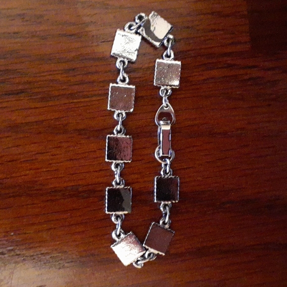 shiny blue/green bracelet - Picture 3 of 3